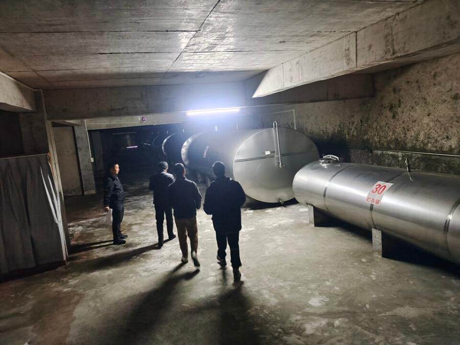 4月6日黔南布依族苗族自治州变卖调酒罐20T椭圆形网络拍卖公告