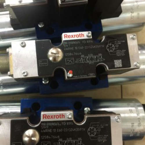 力士乐比例换向阀R900973424 4WRZ32W6-520-7X/6EG24N9ETK4/D3V