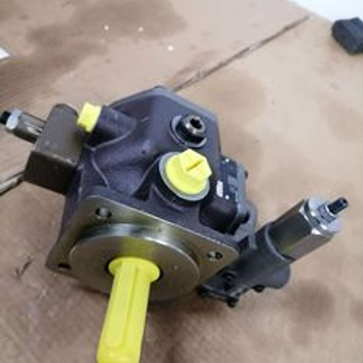 德国力士乐叶片泵PV7-17/10-14RE01MC0-16