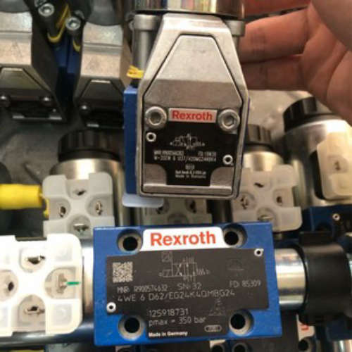 力士乐比例减压阀R900943289 3DREPE6A-2X/45EG24N9K31/A1V