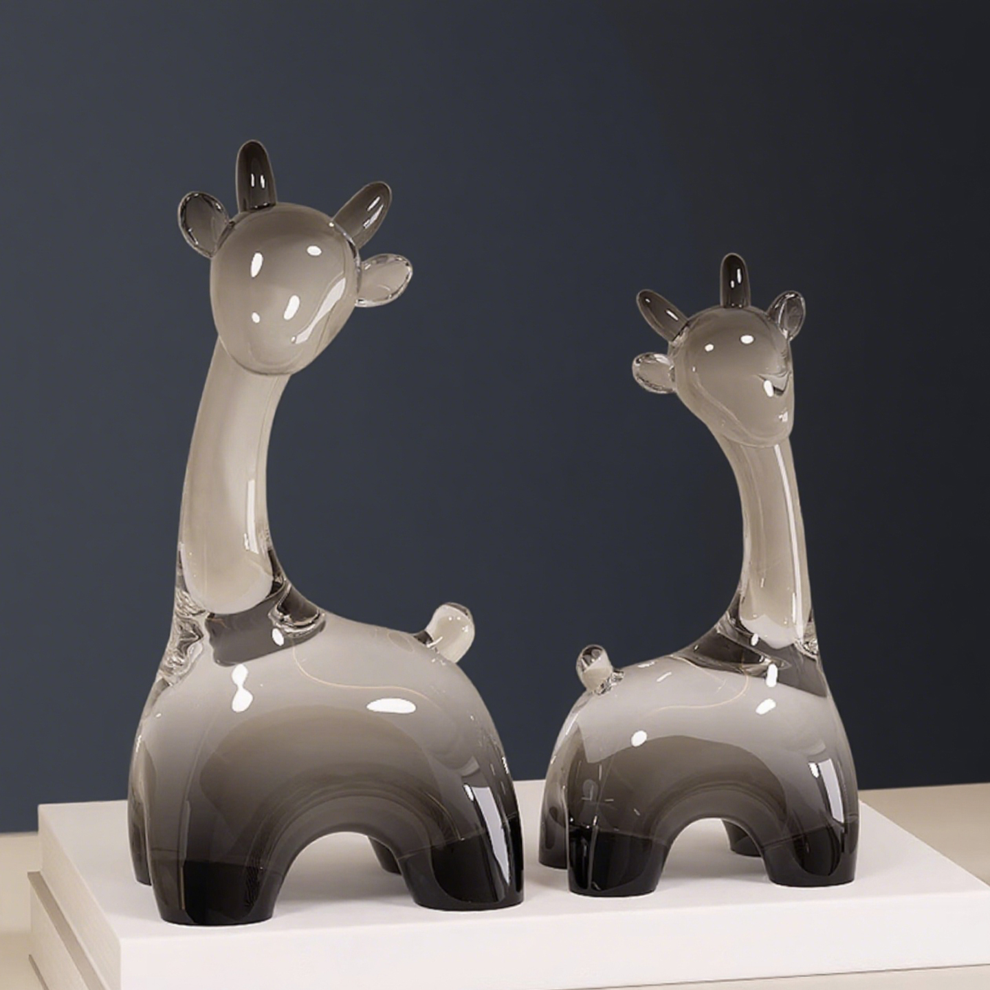 简约酒柜电视柜透明小鹿摆件