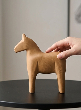 木质手工小马桌面摆件