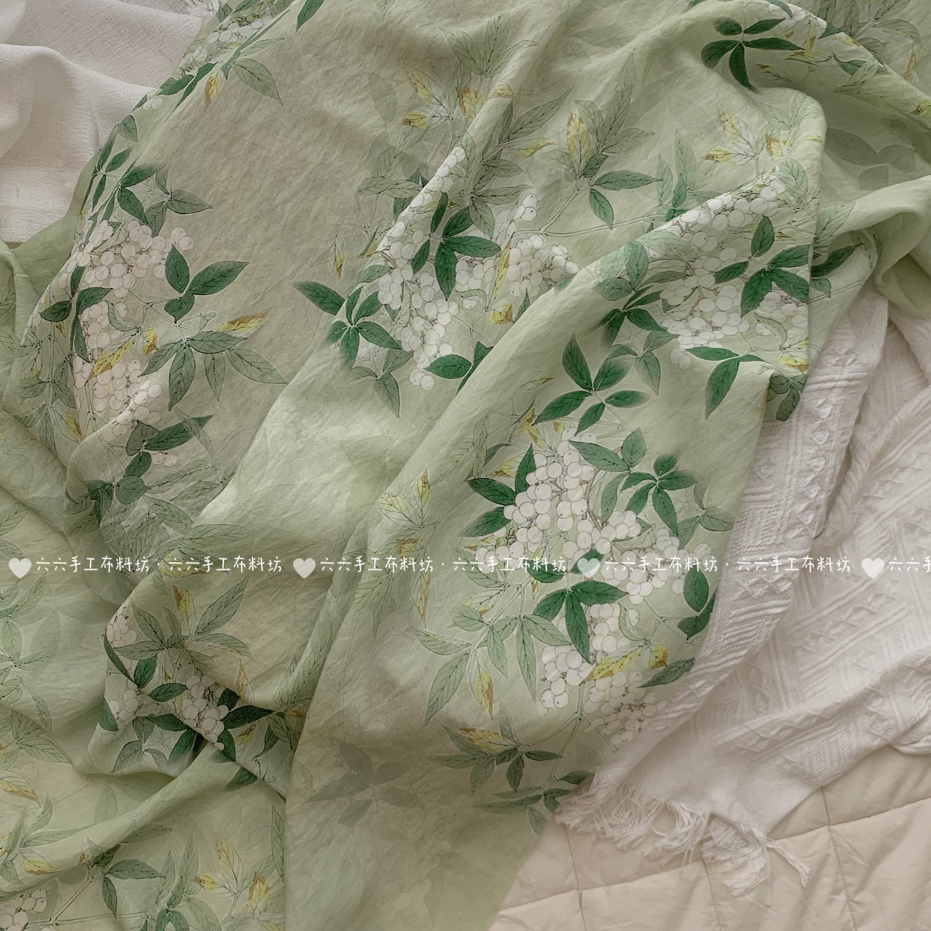 天丝麻印花面料绿枝果实新中式复古风国风碎花连衣裙女装旗袍布料图片