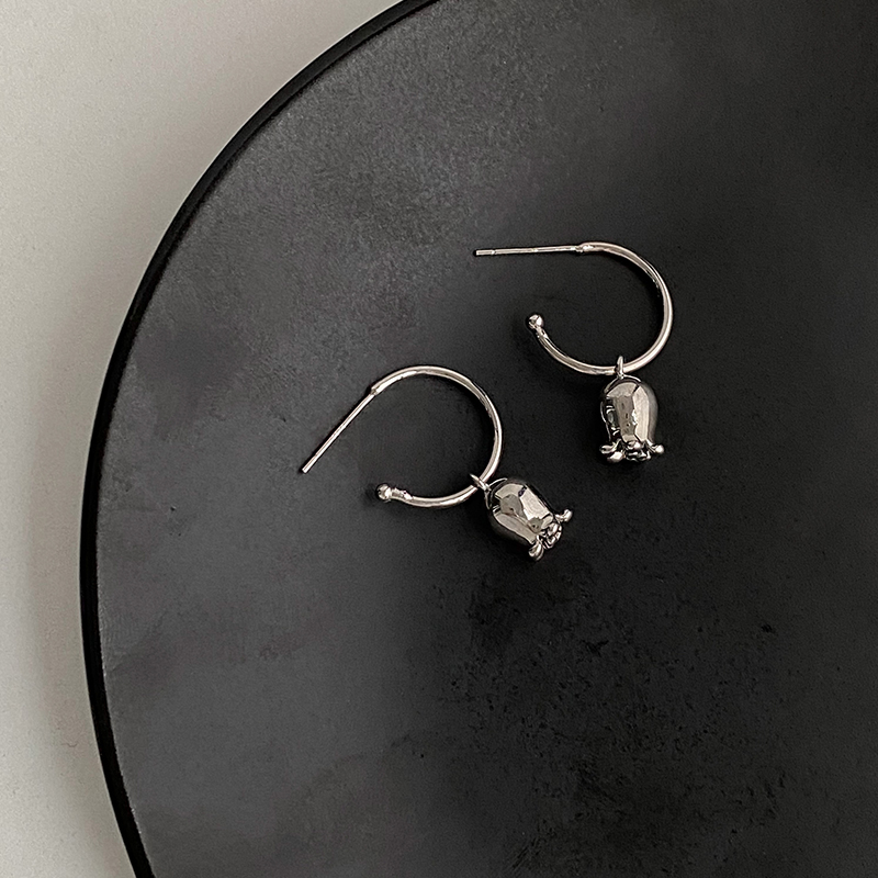 doudoustore铃兰花耳环