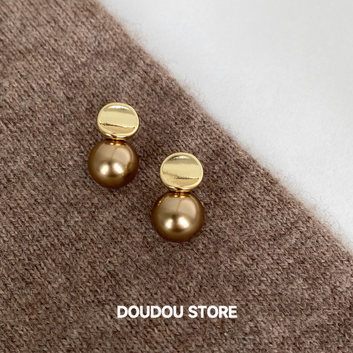 doudoustore咖色珍珠耳钉