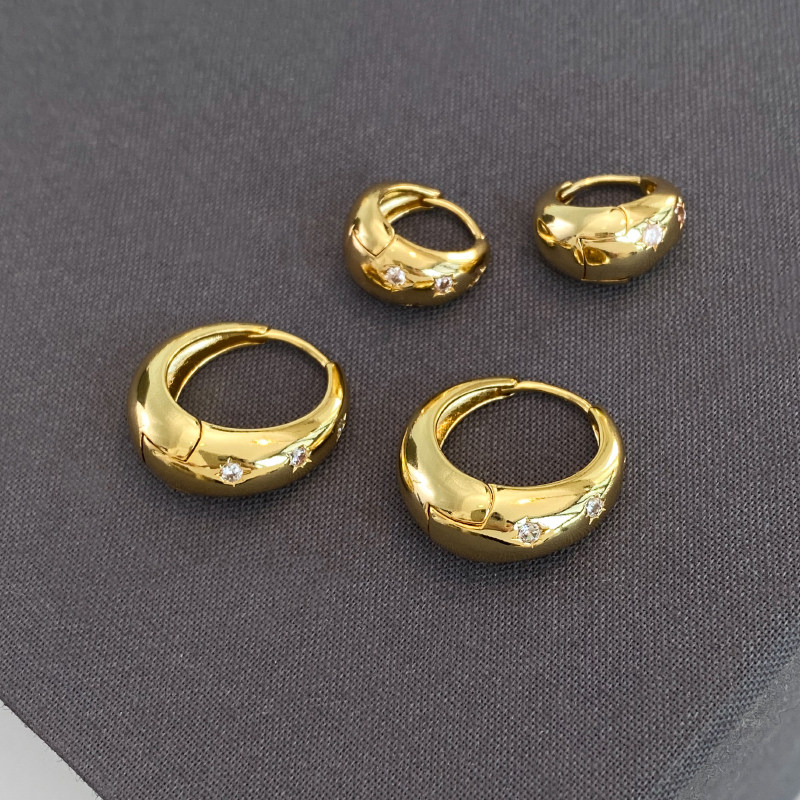 DOUDOUSTORE好质感保色四芒星锆石素圈几何耳环女耳扣轻奢精致韩,饰品/流行首饰/时尚饰品新,耳环,淘宝优惠券,粉丝福利购,淘宝优惠卷