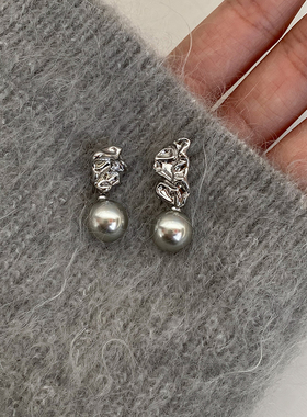 DOUDOUSTORE 灰岩浆925银针熔岩肌理灰色珍珠耳环高级感耳钉耳饰