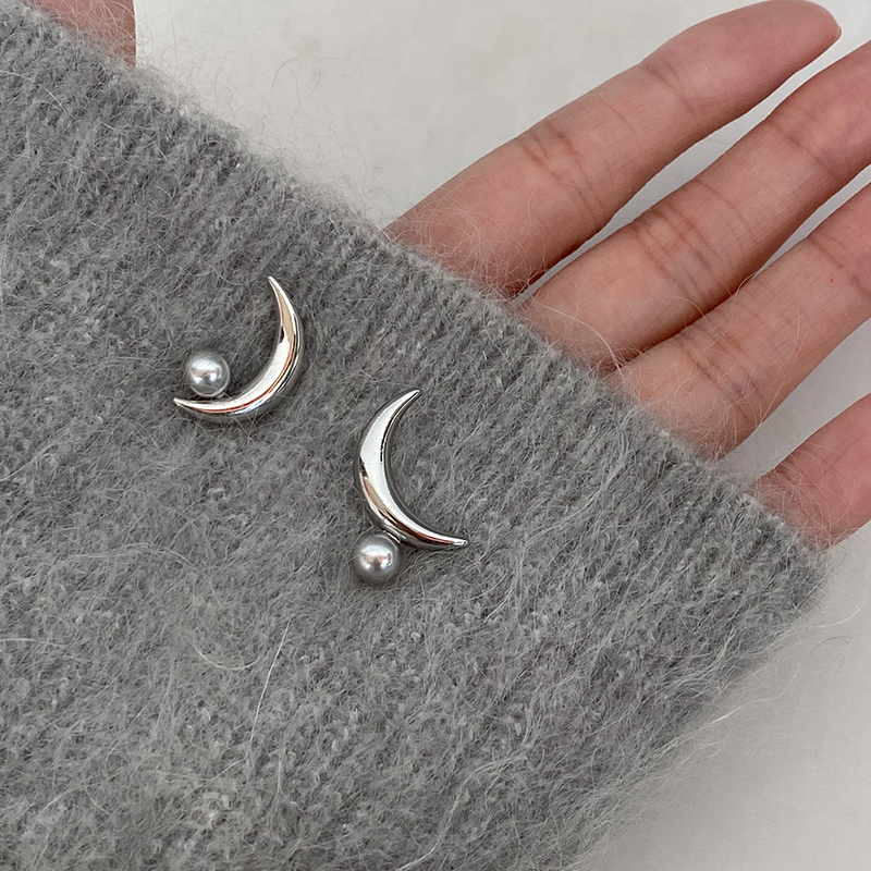 doudoustore月亮耳钉