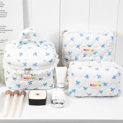 大容量便携旅行化妆包湿透少女心日系软萌可爱多功能高颜值蝴蝶结
