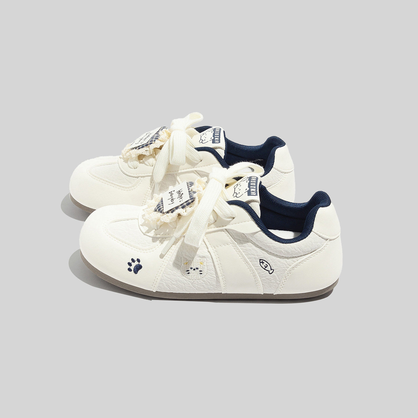 百搭德训鞋子女2026春季新款平底高颜值时尚休闲通勤泡芙小白鞋女,女鞋,时尚休闲鞋,淘宝优惠券,粉丝福利购,淘宝优惠卷