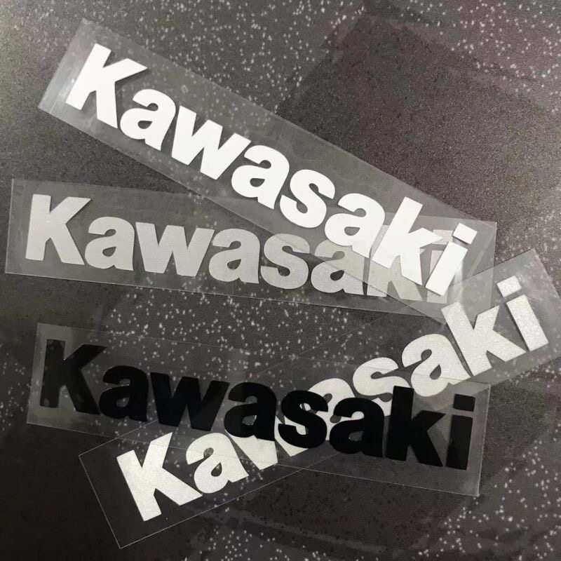 适用 Kawasaki川崎图案标志反光车贴 风挡贴花 油箱装饰字母贴