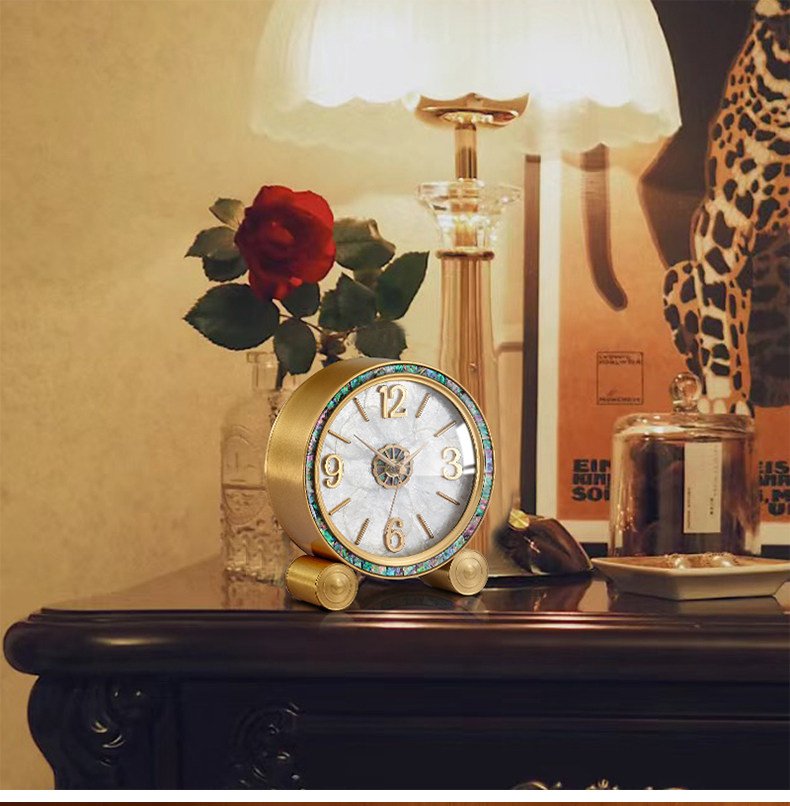 轻奢现代黄铜座钟家用客厅桌面装饰台钟摆件简约时尚静音石英钟表