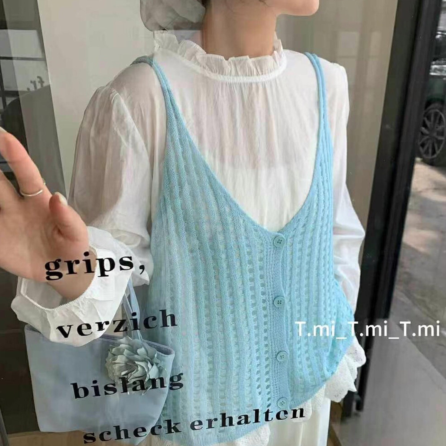 法式镂空针织马甲女春季V领纽扣叠穿背心吊带小个子单排扣马夹潮