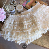 doll感双色花苞蛋糕裙裤 白茶小蝴蝶 蕾丝花边百搭单品