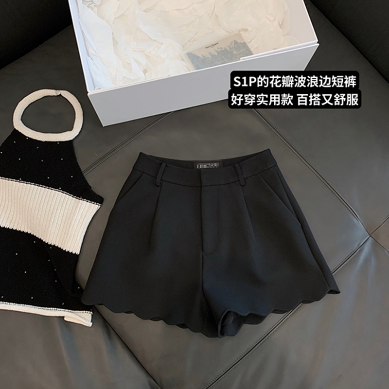 2025年新款高腰直筒花瓣边短裤显瘦百搭气质休闲裤裤子女
