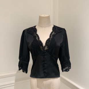 浪漫法式 美到惊艳 蕾丝拼接醋酸缎面宫廷风衬衫 韩佳人