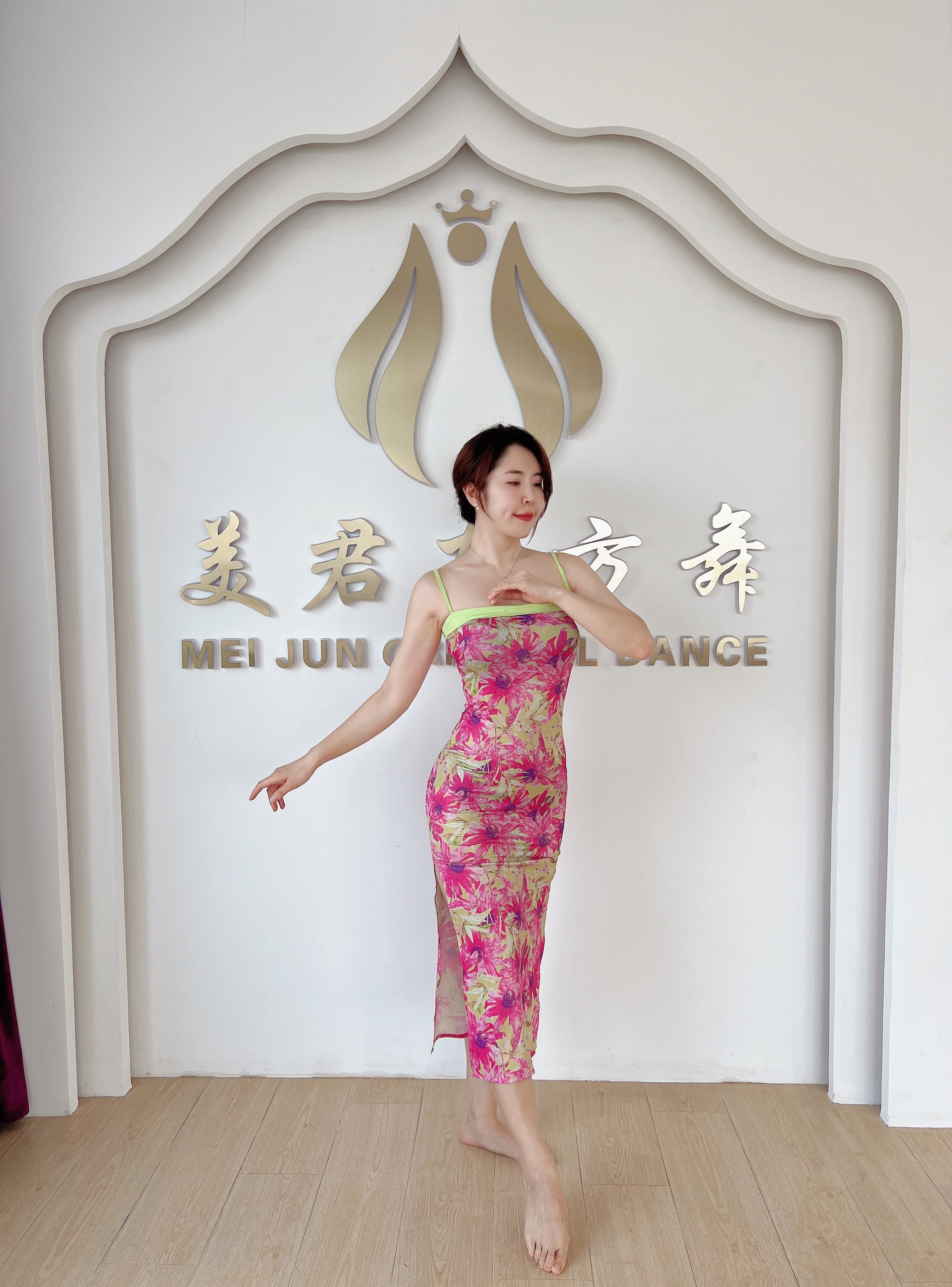 肚皮舞一字领黄色印花战袍东方舞肚皮舞套装(演出服)