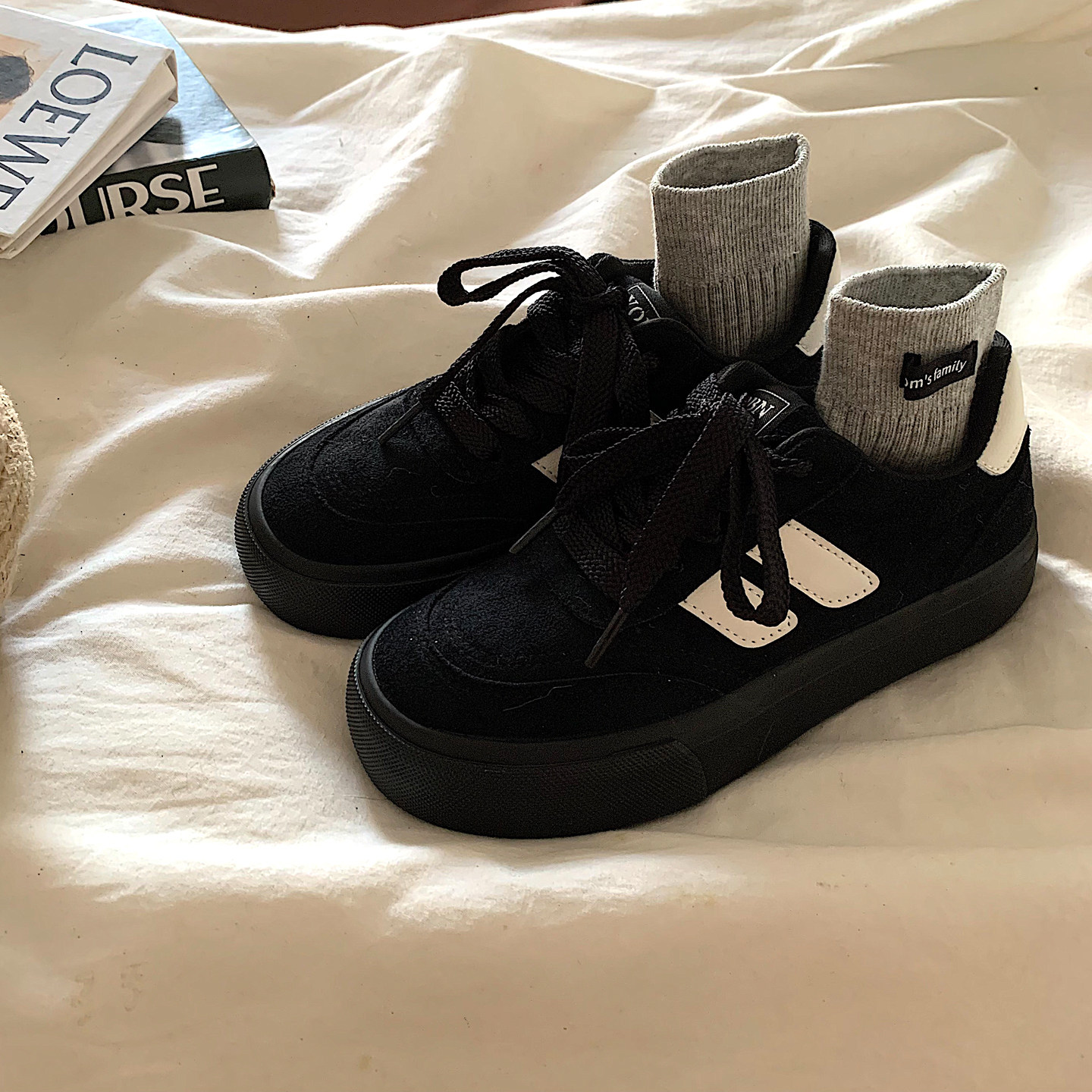 2026新款春季复古小黑鞋德训鞋女ins韩版港风小白鞋运动休闲板鞋,女鞋,休闲板鞋,淘宝优惠券,粉丝福利购,淘宝优惠卷