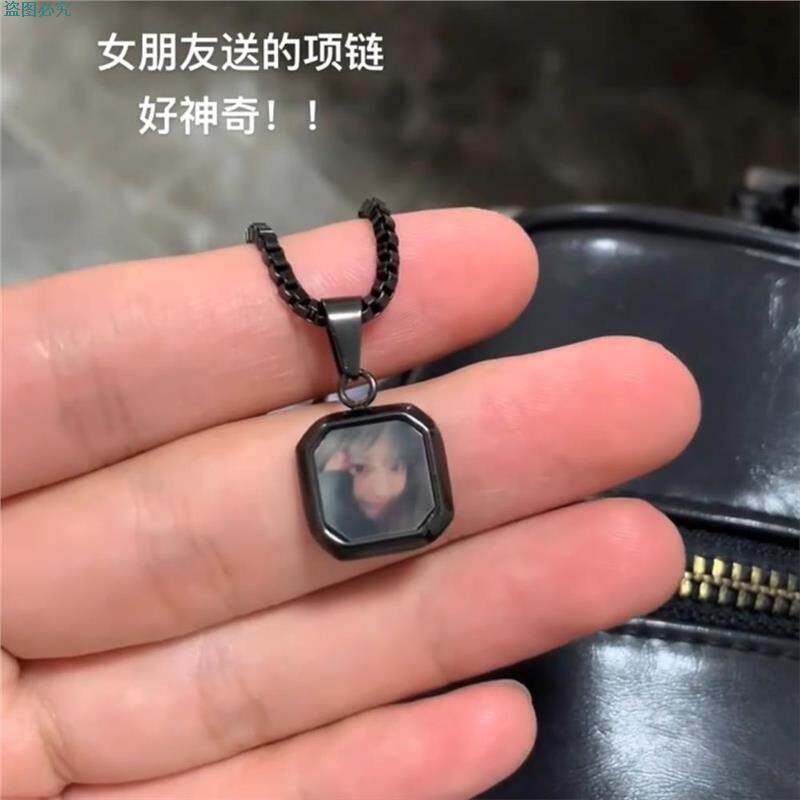 变温项链金属方块情侣项链热激活魔法项链爆款定制图片钛钢小项链