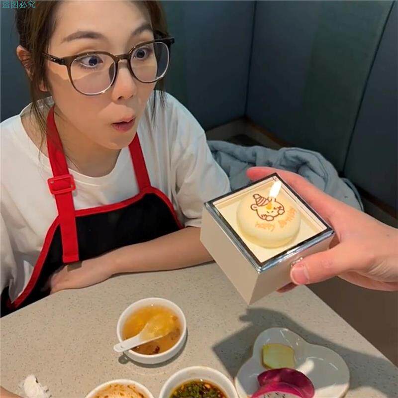 小熊蛋糕戒指盒翻转旋转自动弹开首饰盒求婚表白创意送女朋友礼物