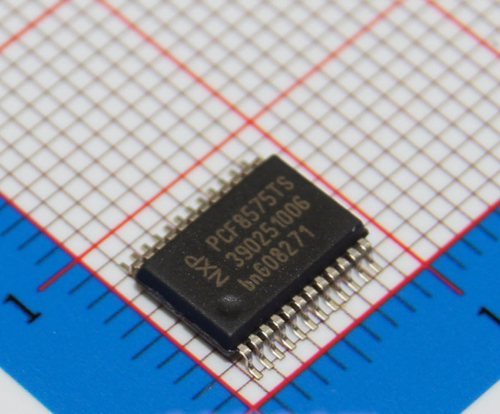 PCF8575TS SSOP-24 扩展器芯片 进口 原装