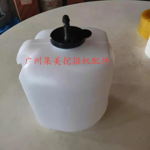 挖掘机配件副水箱曼宝工厂直销
