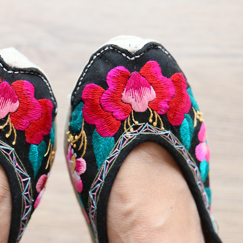 素果精品手工绣花鞋文艺