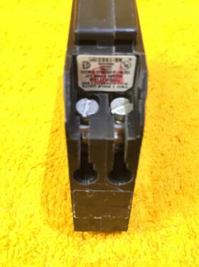 QOT2020 NEW SQUARE D QOT2020 20 AMP TWIN MINI PLUG IN BREAKE