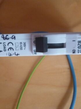 Square D QOE 20A RCBO 30mA Qwikline Clip In older style