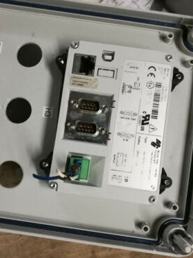 HMI / API  AVEC  ECRAN  TACTILE  XV102  DE  CHEZ  MICRO INNO