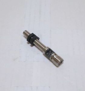 Wenglor IM02VB3 Induktiv Schalter 10-30 VDC #SK-24-15