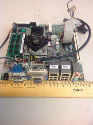 AIMB-213主板AIMB213D1202E-  T，内存为4GB