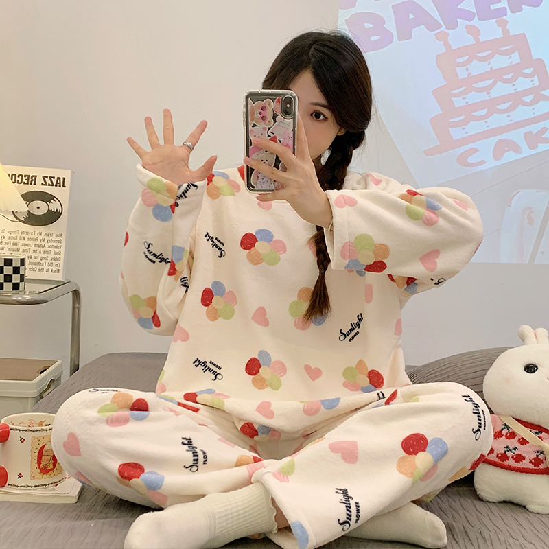 可爱珊瑚绒睡衣保暖少女套装学生