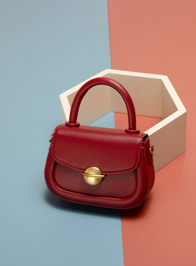 马鞍包女斜挎包2026新款小众高级质感手提包百搭时尚小包真皮女包