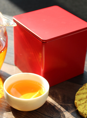 云南凤庆红茶高山大叶种滇红浓香型高香金叶子状滇红茶独立小包装