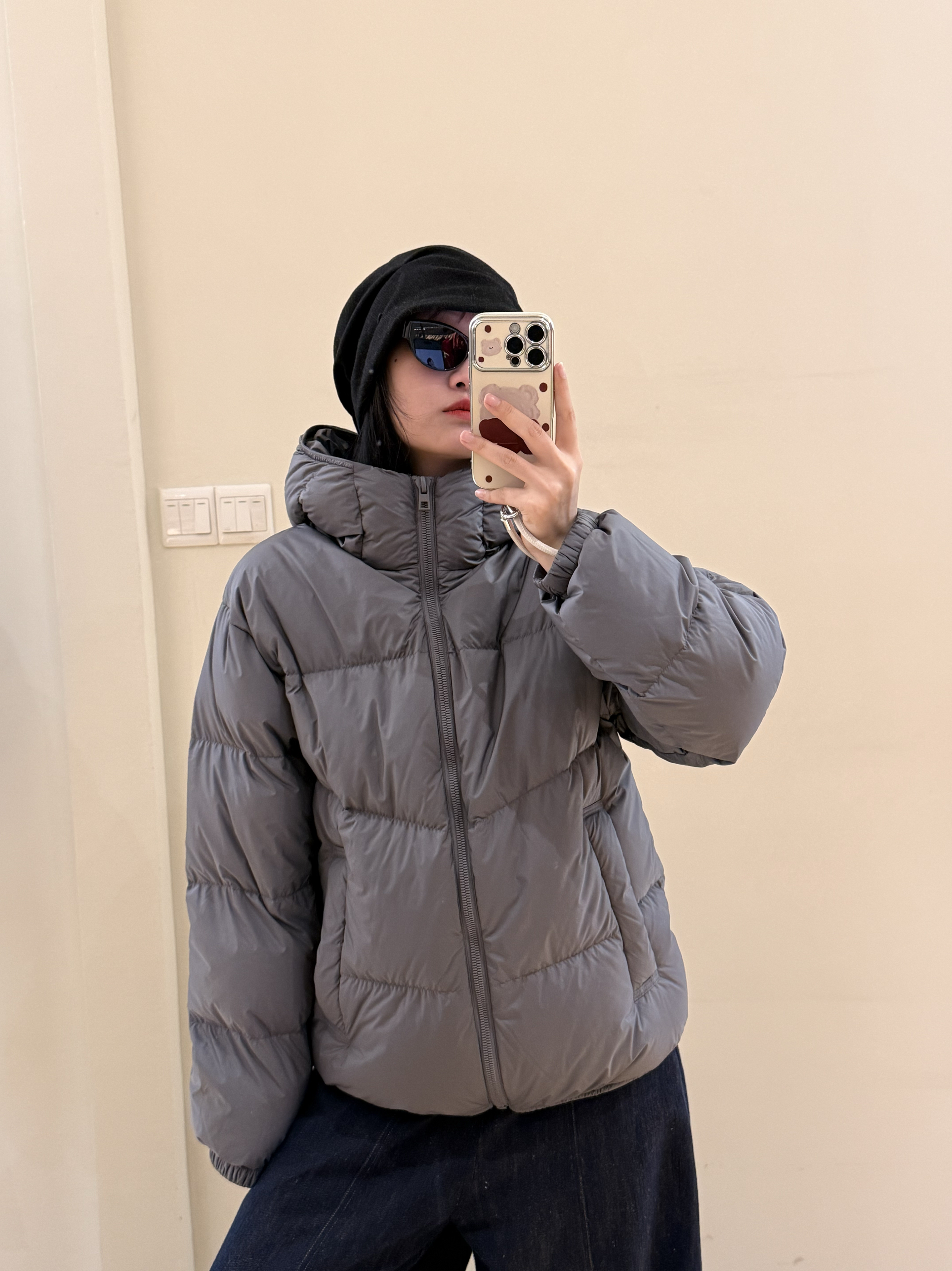 YXC/冬季云朵泡芙感90白鸭绒连帽羽绒服女短款加厚保暖面包服外套