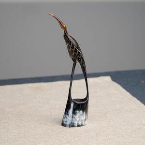 邱师傅竹木真牛角手工雕刻仙鹤鸟牛角鸟工艺品玄关装饰百鹤鸟摆件