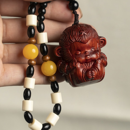 木雕小悟空嘟嘟猴生肖猴子手把件