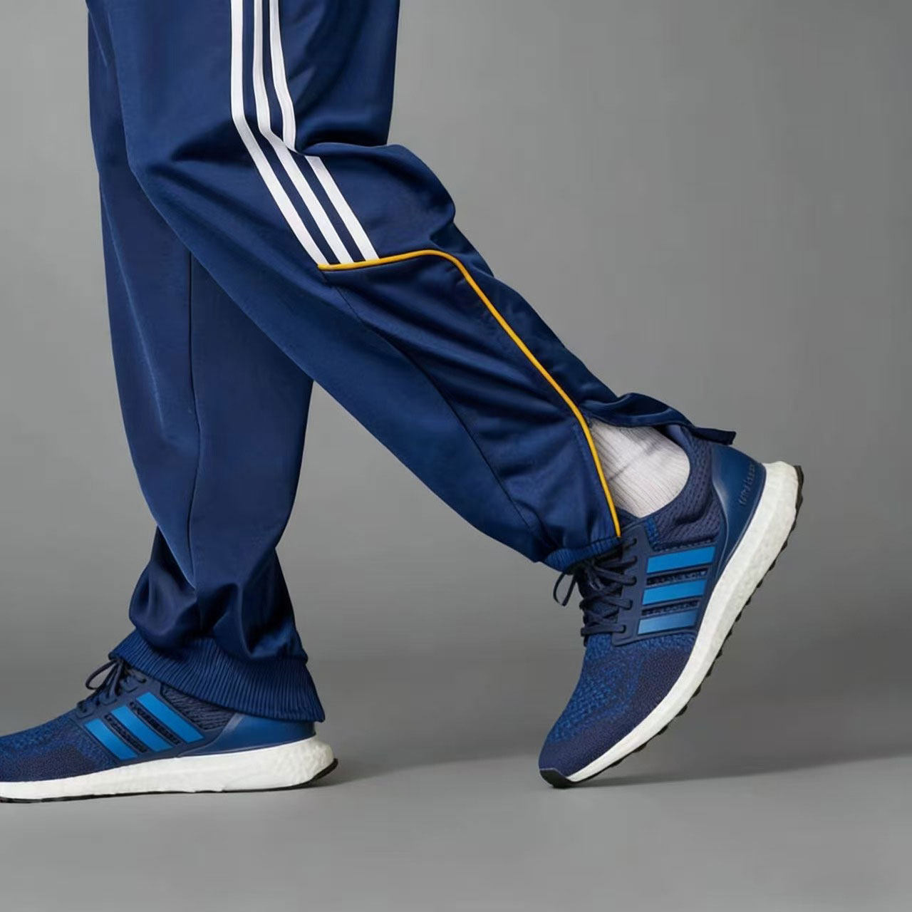 ADIDAS/阿迪达斯 Ultraboost UB 1.0 爆米花 男休闲跑步鞋 HQ4203