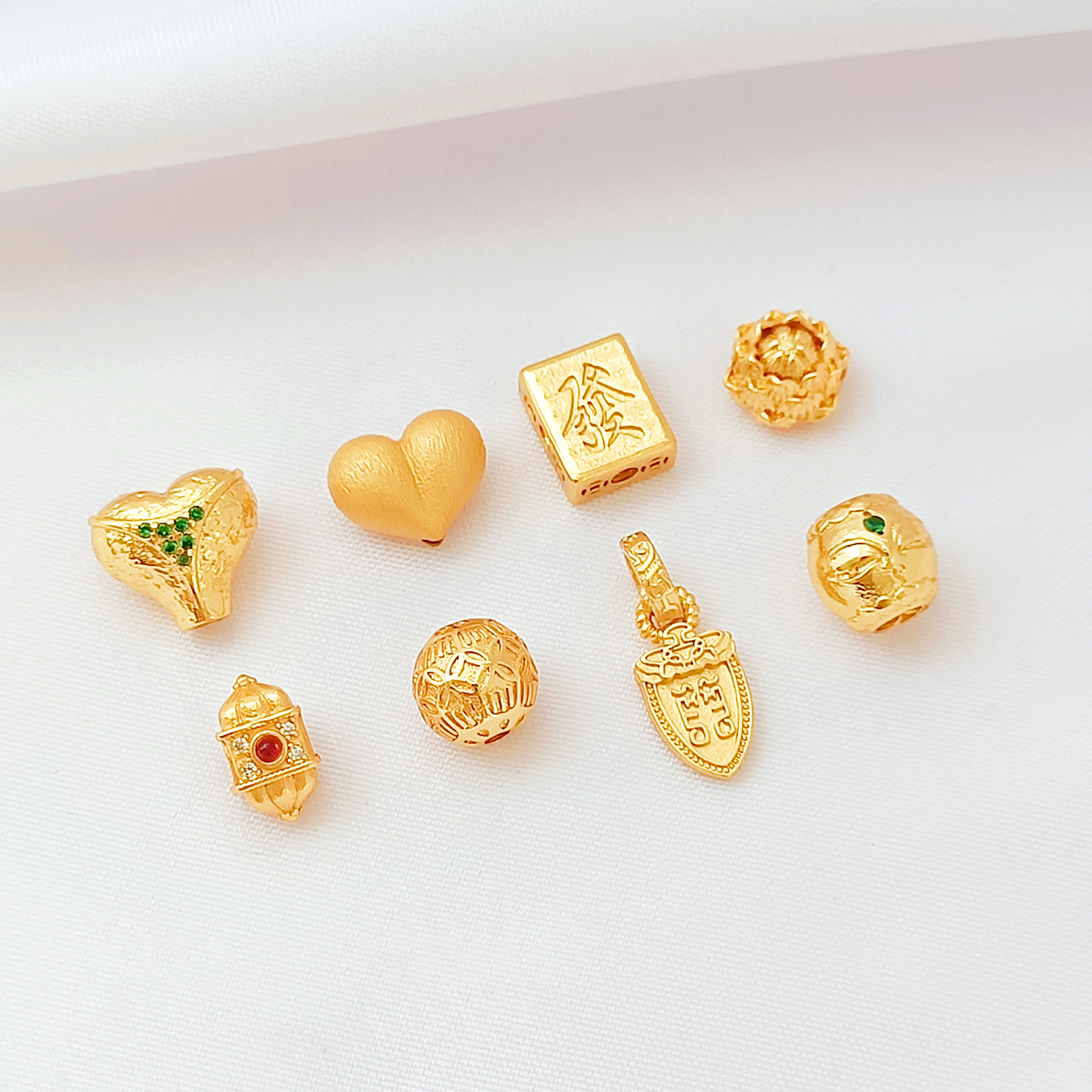 铜镀24K包金镶锆爱心发财隔珠