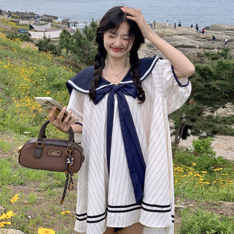 大码女装宽松遮肉减龄显瘦连衣裙