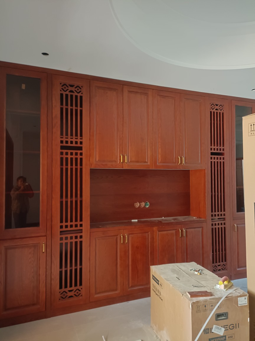 全屋实木定制，整家高端的。