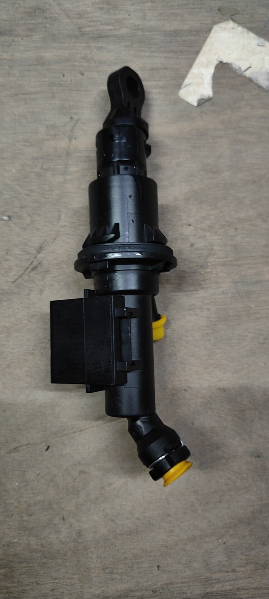 长安cs75plus离合器总泵离合器主缸总成助力器总缸离合器主泵原厂