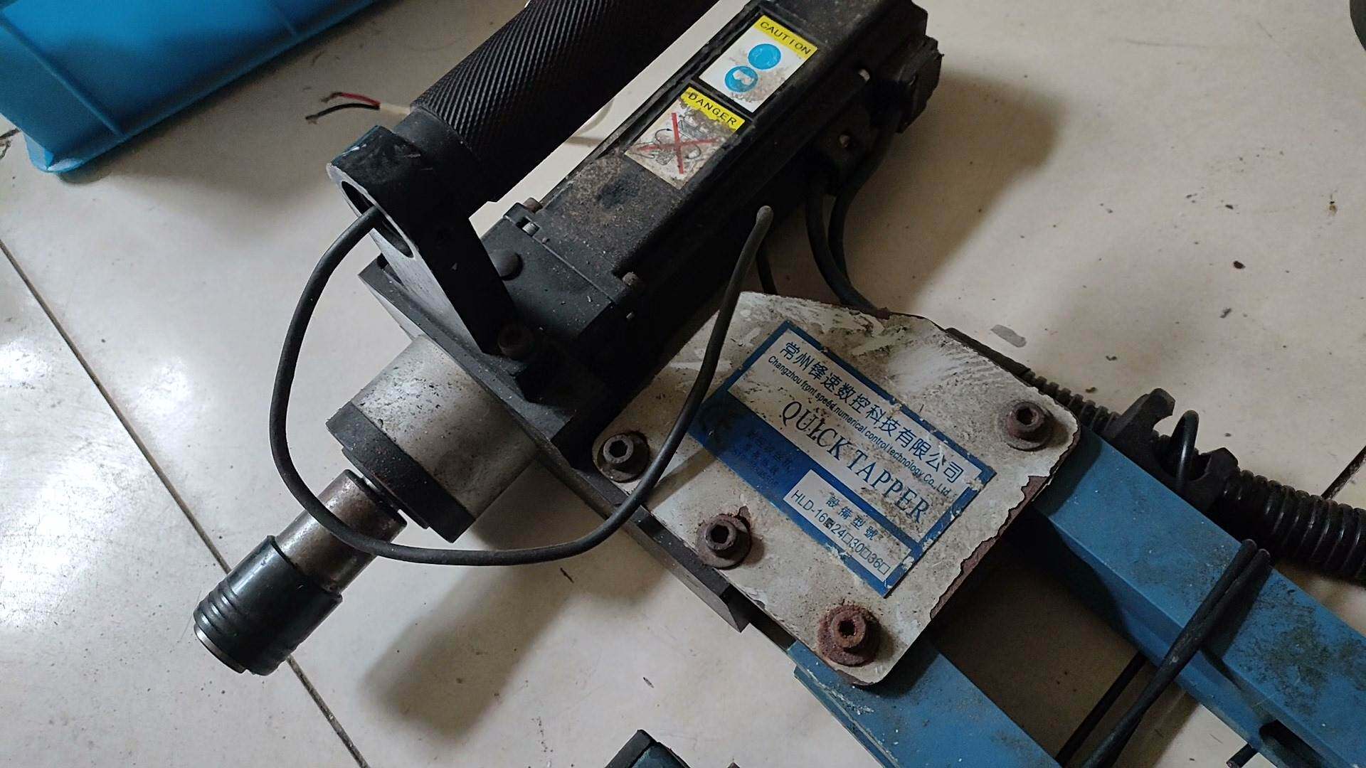 电动伺服攻丝机 攻牙机 万向攻丝机常州锋速数控 数控攻丝 非实价