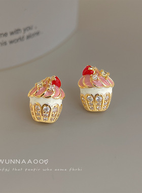 原创清新甜美手工彩绘银针微镶锆石蛋糕小耳钉可爱新款工厂耳饰女
