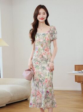 碎花雪纺宴会连衣裙子2025女夏季新款今年流行减龄荷叶边鱼尾长裙
