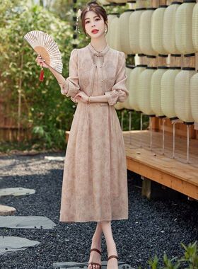 新中式女士国风套装连衣裙2025春夏款新款百搭绣花吊带裙两件套