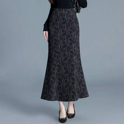 时髦半身裙毛呢印花鱼尾半身裙女2025秋冬季新款高腰包臀裙中长裙