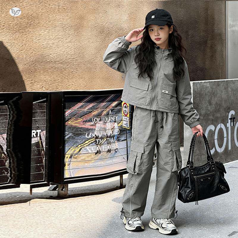 商场品牌女童休闲运动服套装2026年春秋新款中大童连帽外套工装裤