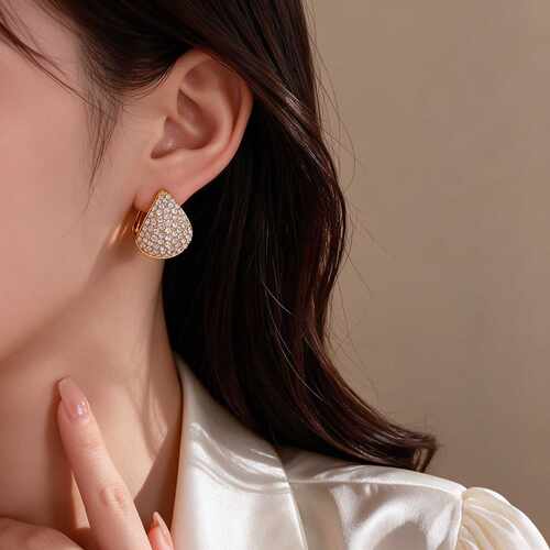 专柜品牌超闪满钻水滴金色耳环女2026新款轻奢高级感时尚耳扣洋气